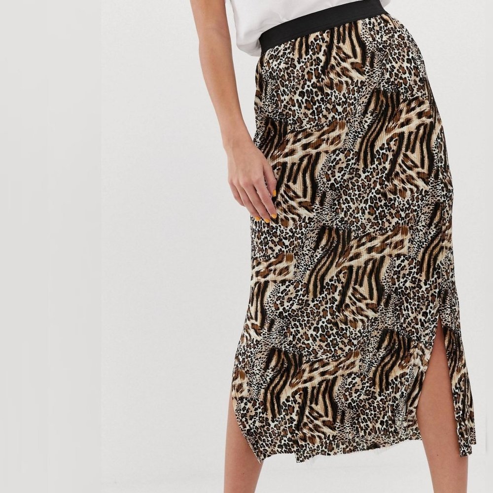 Plisse Leopard Skirt